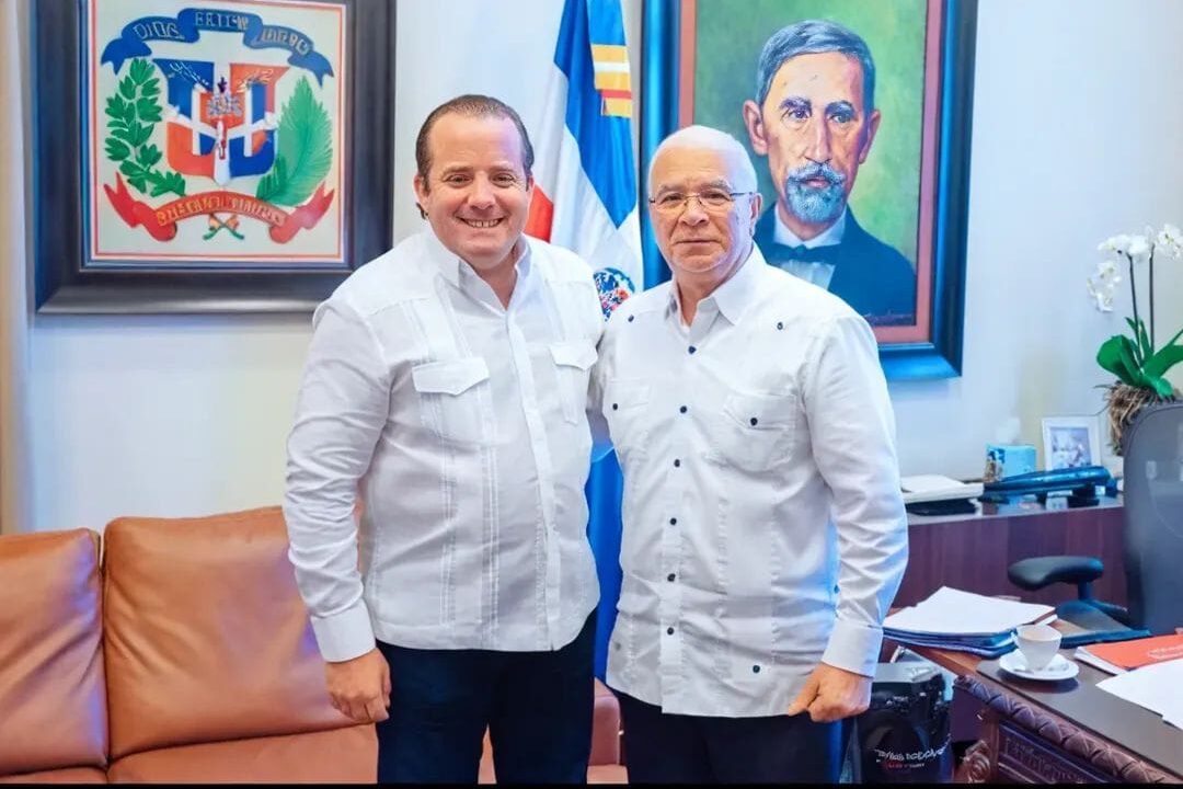 Tomás Hernández Alberto reafirma su respaldo al PRM tras reunirse con su presidente José Ignacio Paliza