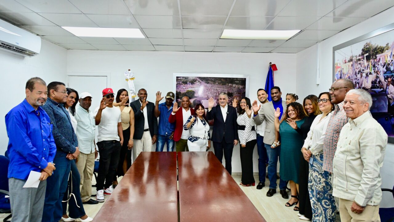 PRD juramenta nuevos dirigentes y avanza en su plan de fortalecimiento y crecimiento de cara al 2028