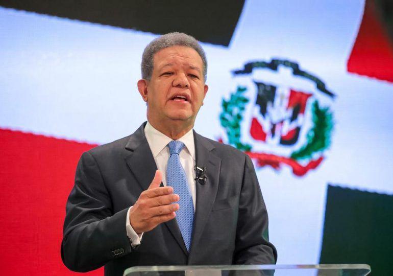 Leonel Fernández confía en victoria de República Dominicana ante Venezuela en el Clásico Mundial de Béisbol