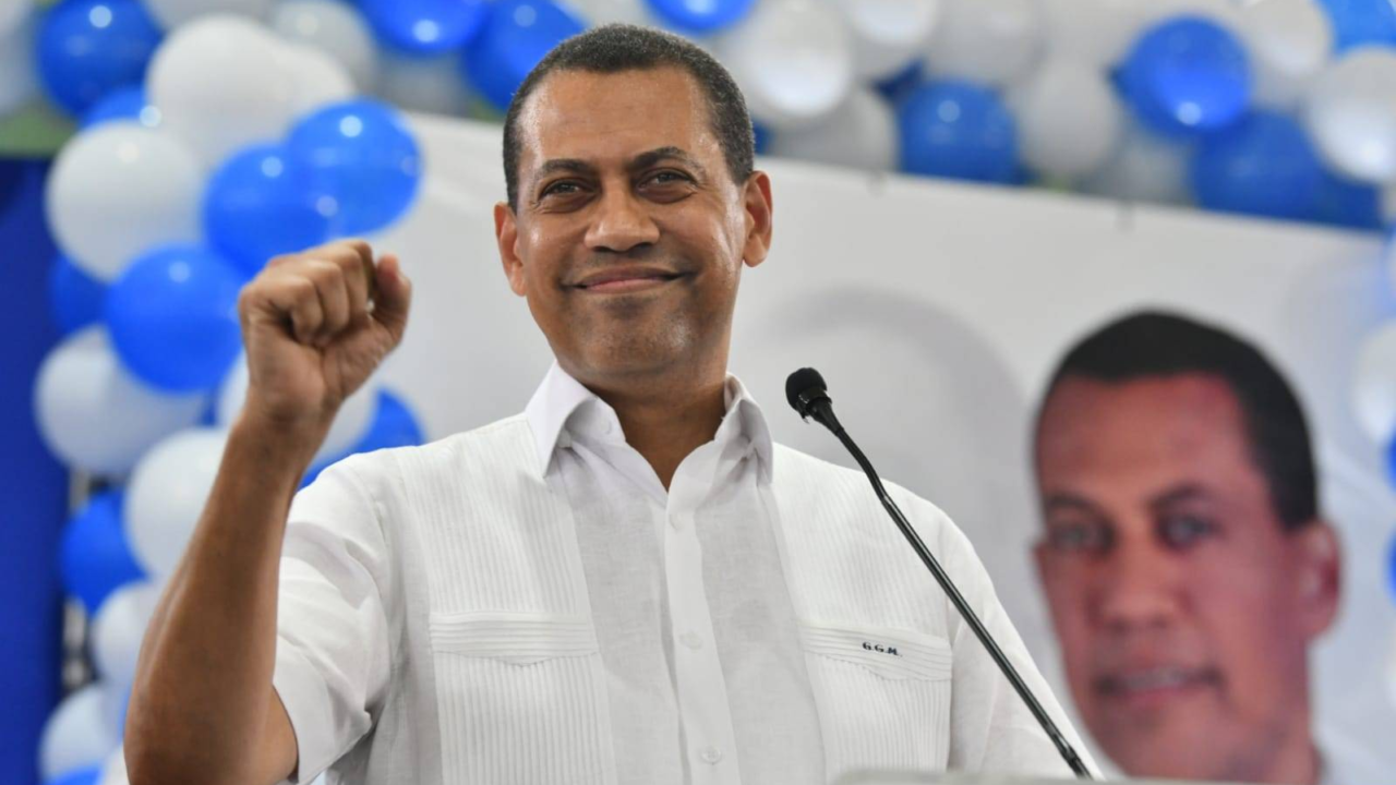 Guido Gómez Mazara destaca iniciativa del PLD frente a subida del petróleo