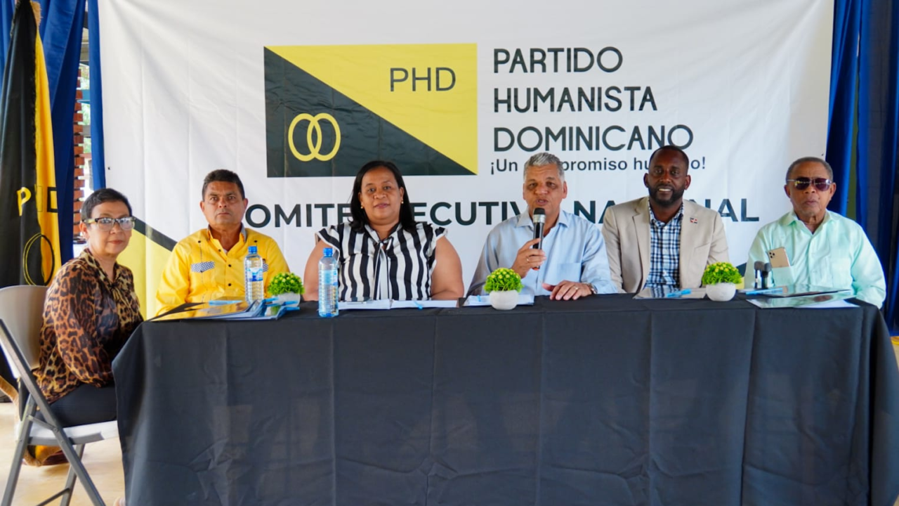 PHD aprueba plan nacional de afiliación en encuentro en Jarabacoa