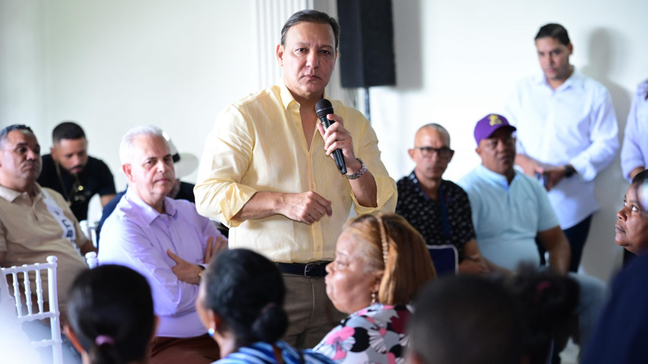 Abel Martínez afirma que RD necesita líderes capaces y decididos