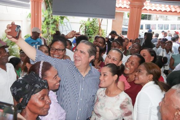 Francisco Javier llevaría visitas sorpresa a barrios urbanos