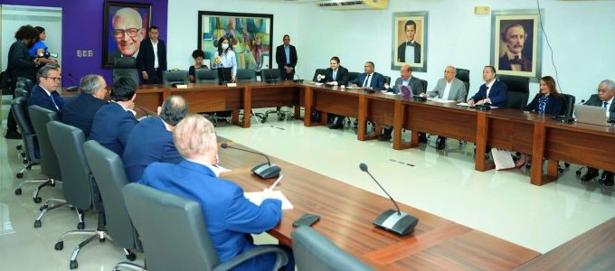 Directivos del CONEP se reúnen con el PLD en la capital